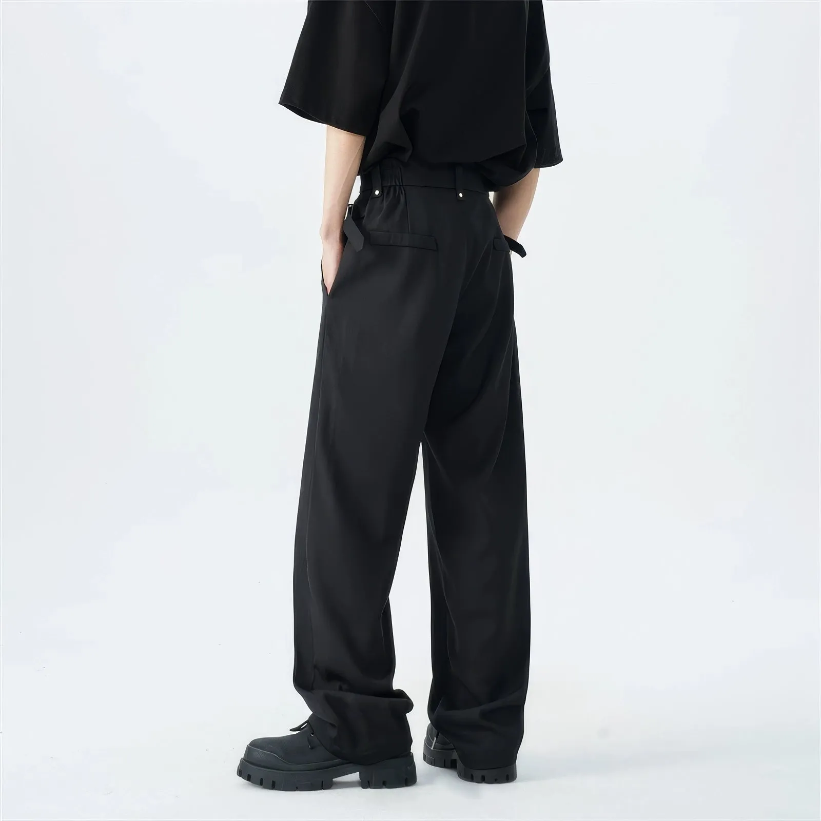 Belted Pleated Lightweight Trousers with Side Pockets
