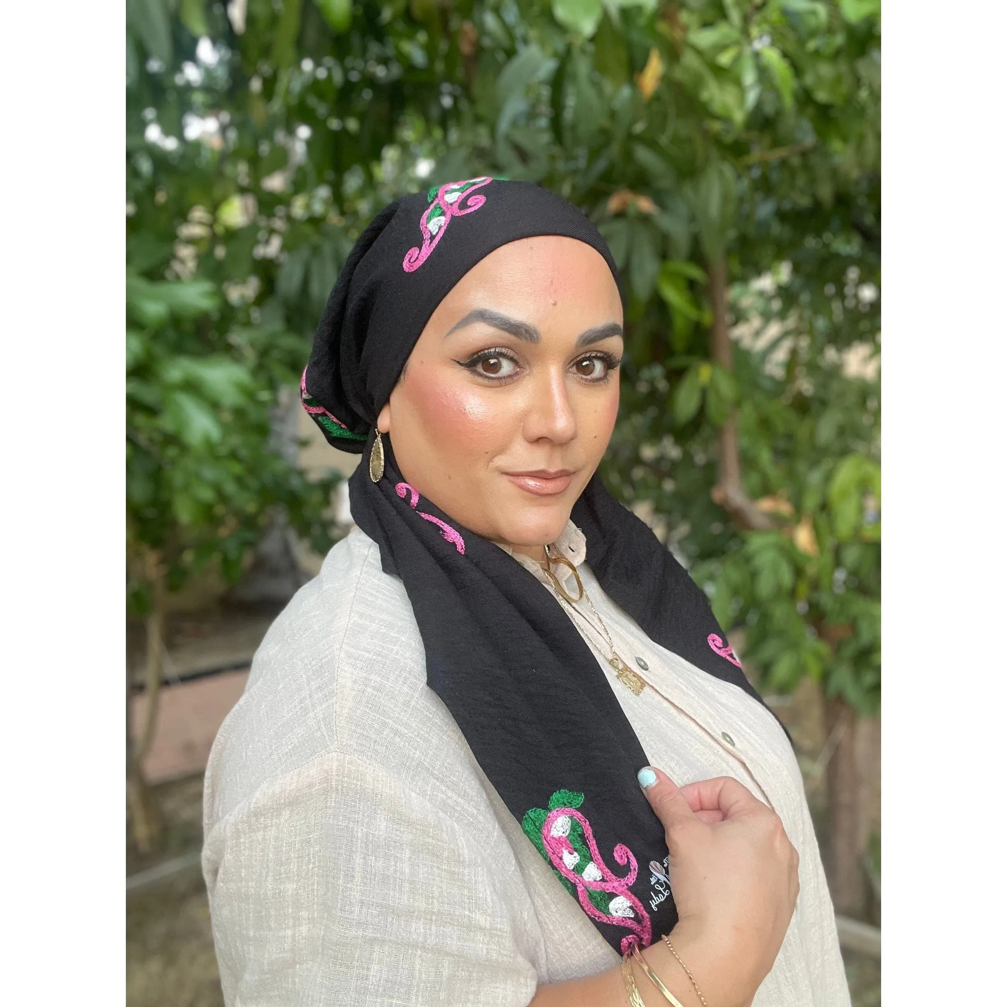 Linen Embroidered Pretied w/ VELVET HEADBAND & Adjustable Circumference - Black/Pink