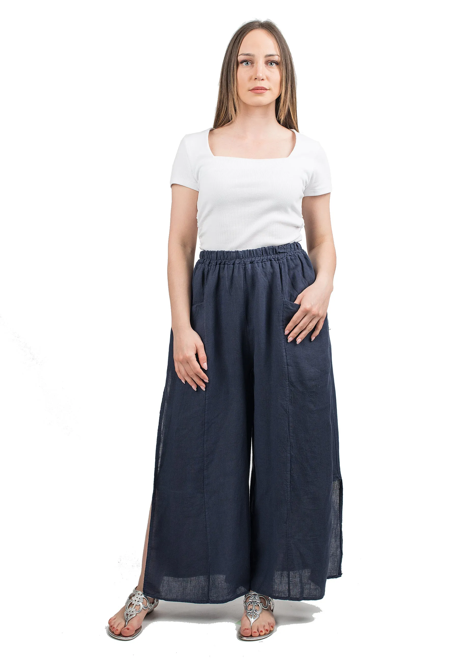 Slit trousers in 100% linen