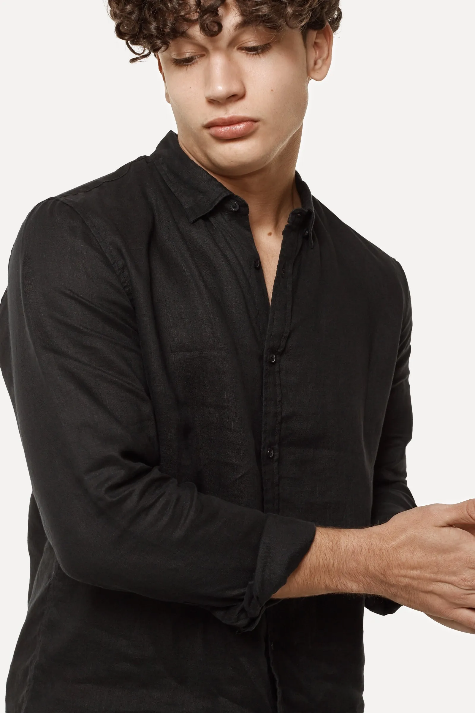 The Tennyson Linen L/s Shirt - Black