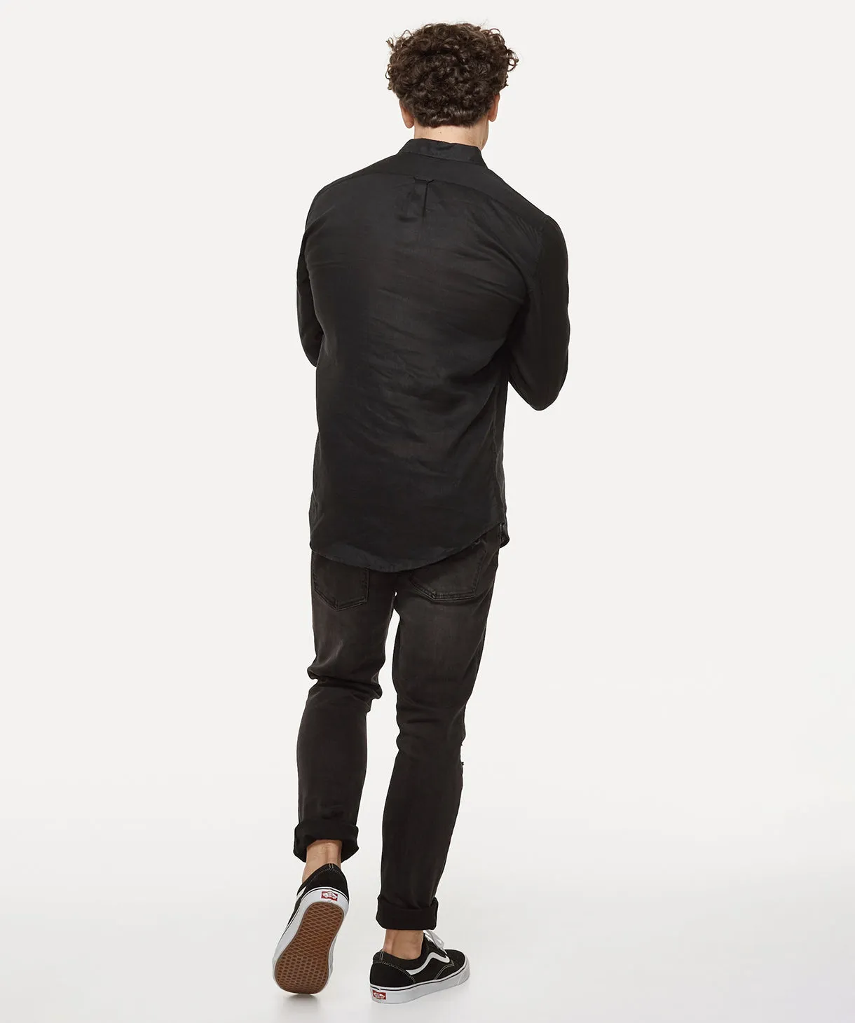 The Tennyson Linen L/s Shirt - Black