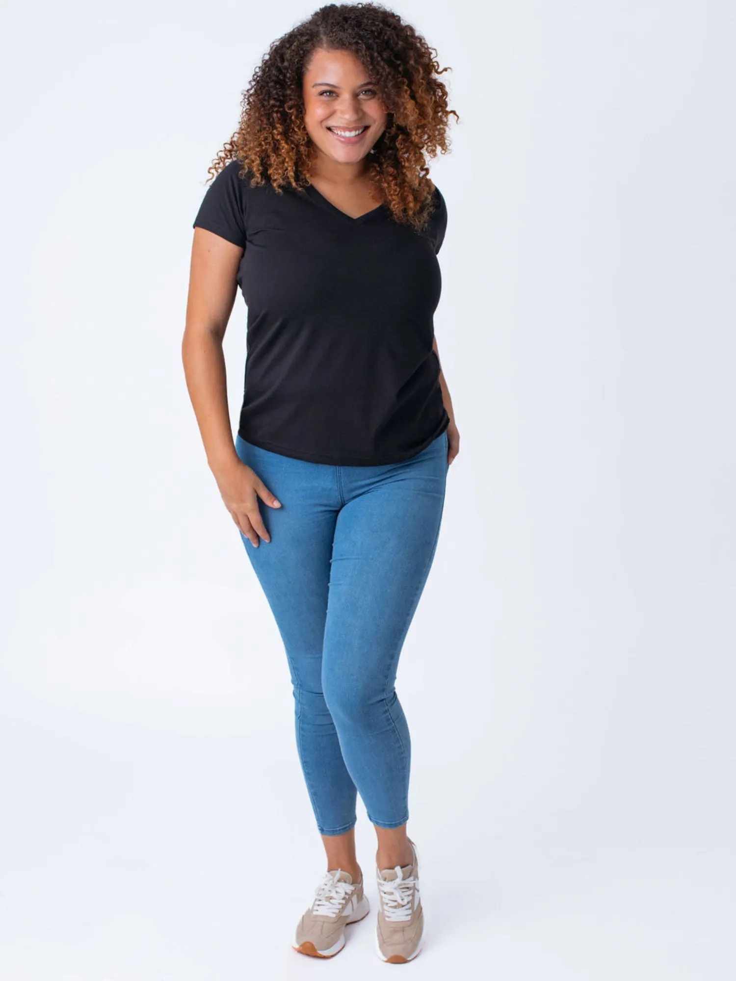 Women's V-Neck All Black 3-Pack
